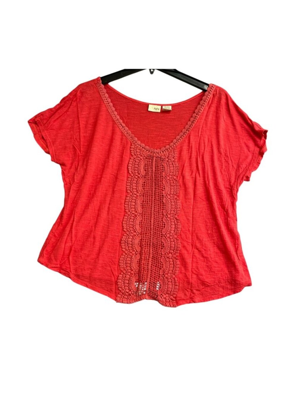 Daytrip Women's L Red Crochet Accent Short Sleeve Top Relaxed fit  B1074